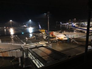 羽田空港 羽田空港周辺 東京観光 青い波